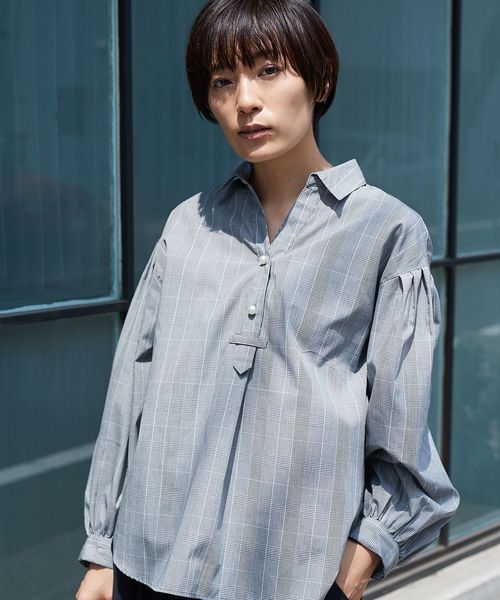 AMERICAN HOLIC(アメリカンホリック)の「パールボタンスキッパーシャツ*(シャツ/ブラウス・レディース・ネイビー/その他5/その他8/ベージュ系その他4・FREE)」の4枚目の写真