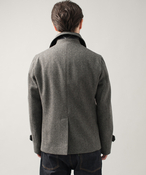 green label relaxing（グリーンレーベルリラクシング）の「◎MILI/MELTON SHORT Pコート（ピーコート・メンズ・ブラック/グレー/オリーブ/ネイビー/ロイヤルブルー・X-SMALL/SMALL/MEDIUM/LARGE/X-LARGE）」の8枚目の写真