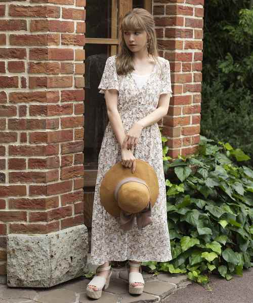 one after another NICE CLAUP(ワンアフターアナザーナイスクラップ)の「ロングガウンワンピース(ワンピース・レディース・アイボリー/ホワイト系その他/ブラック系その他/ブラック・FREE)」の2枚目の写真