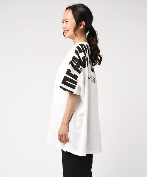 GGD SELECT(ジージーディー セレクト)の「Roger&Raw/BIGロゴT(Tシャツ/カットソー・レディース・ホワイト/ブラック・M)」の9枚目の写真