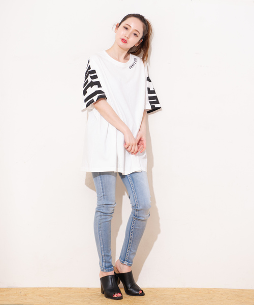 GGD SELECT(ジージーディー セレクト)の「Roger&Raw/BIGロゴT(Tシャツ/カットソー・レディース・ホワイト/ブラック・M)」の15枚目の写真