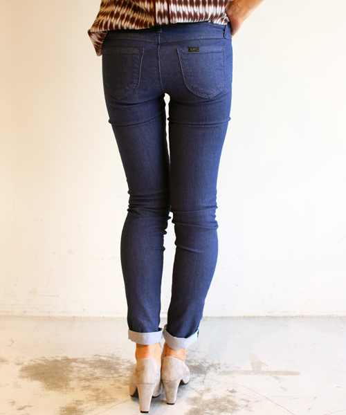 BEAUTY&YOUTH UNITED ARROWS(ビューティーアンドユースユナイテッドアローズ)の「BYBC ∵LEE別注 POPジェギング ◆(その他パンツ・レディース・ホワイト/ネイビー・SMALL/MEDIUM)」の6枚目の写真