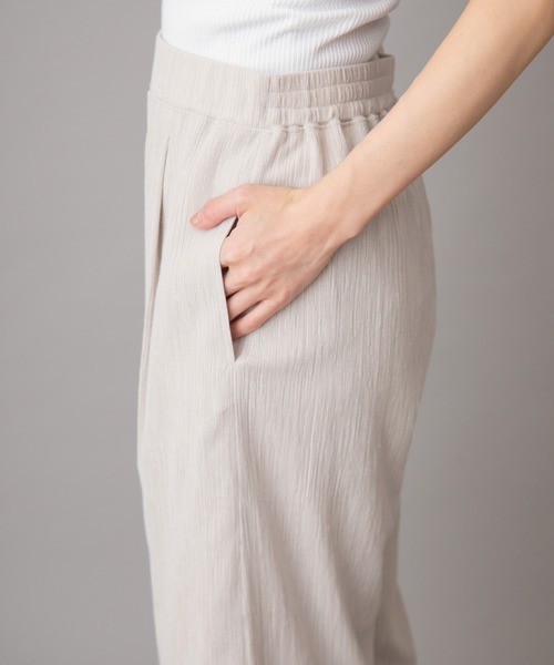 Munich（ミューニック）の「ツイストプリーツ　イージーワイドパンツ(セットアップ可)（その他パンツ・レディース・ブラック/ライトグリーン/アイボリー/ライトベージュ・S/M/XS）」の17枚目の写真