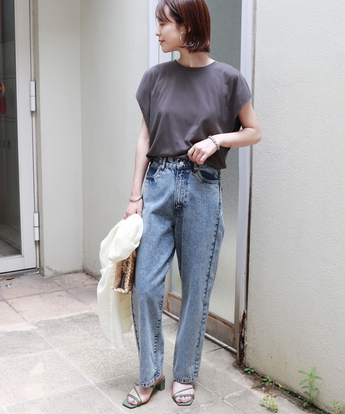 andme(アンドミー)の「フレンチスリーブ脇見え防止デザインTシャツ(Tシャツ/カットソー・レディース・ブラック/チャコールグレー/グレー系その他/ラベンダー/オフホワイト・M/L)」の8枚目の写真