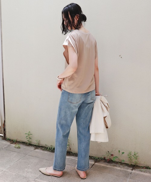 andme(アンドミー)の「フレンチスリーブ脇見え防止デザインTシャツ(Tシャツ/カットソー・レディース・ブラック/チャコールグレー/グレー系その他/ラベンダー/オフホワイト・M/L)」の10枚目の写真