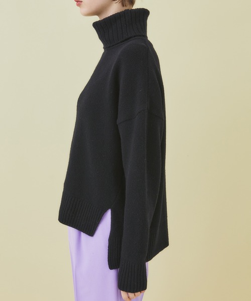 STUDIOUS(ステュディオス)の「【STUDIOUS】カシミヤウールタートルネックニット(ニット/セーター・レディース・ホワイト/ブラック/ブラウン/カーキ/ピンク/イエロー/ブルー・FREE)」の17枚目の写真