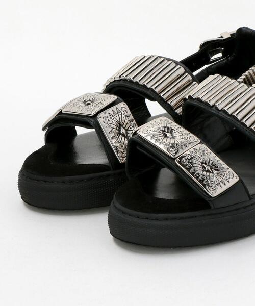 TOGA PULLA（トーガ　プルラ）の「＜TOGA PULLA（トーガ プルラ）＞ベルト サンダル■■■（サンダル・レディース・ブラック・37/36/38）」の5枚目の写真