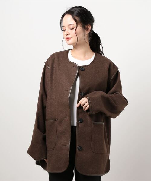 PairPair（ペアペア）の「パイピングミドルジャケット（ノーカラーコート・レディース・ブラウン/ライトベージュ・FREE）」の20枚目の写真