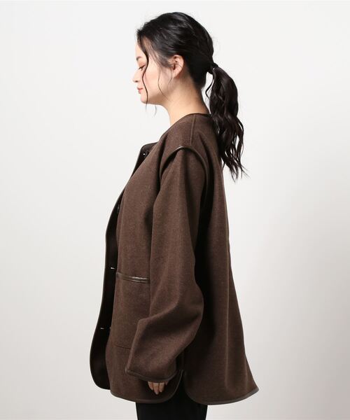 PairPair（ペアペア）の「パイピングミドルジャケット（ノーカラーコート・レディース・ブラウン/ライトベージュ・FREE）」の21枚目の写真