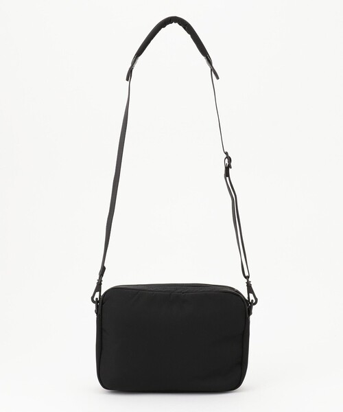 JOSEPH（ジョセフ）の「【PELLE MORBIDA】ショルダーバッグ（ショルダーバッグ・メンズ・ブラック系・F）」の2枚目の写真