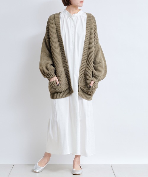 DouDou（ドゥドゥ）の「ギャザーボリュームカフタンワンピース（ワンピース・レディース・ホワイト/チャコールグレー/グリーン・FREE）」の20枚目の写真