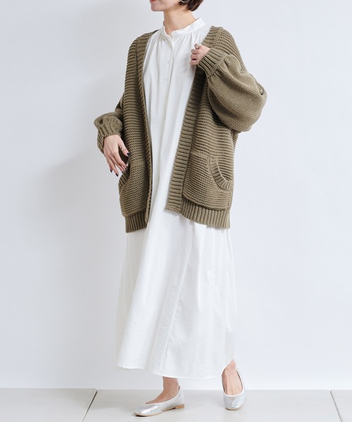 DouDou（ドゥドゥ）の「ギャザーボリュームカフタンワンピース（ワンピース・レディース・ホワイト/チャコールグレー/グリーン・FREE）」の21枚目の写真