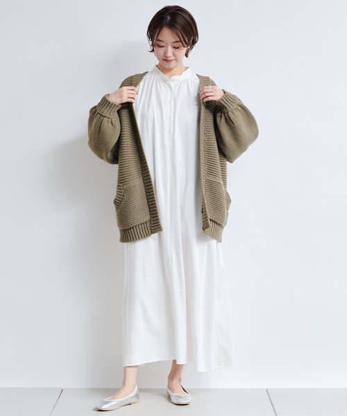 DouDou（ドゥドゥ）の「ギャザーボリュームカフタンワンピース（ワンピース・レディース・ホワイト/チャコールグレー/グリーン・FREE）」の22枚目の写真