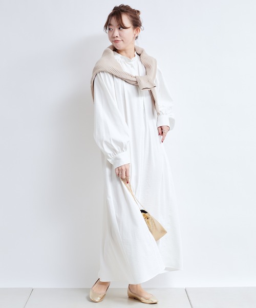 DouDou（ドゥドゥ）の「ギャザーボリュームカフタンワンピース（ワンピース・レディース・ホワイト/チャコールグレー/グリーン・FREE）」の4枚目の写真
