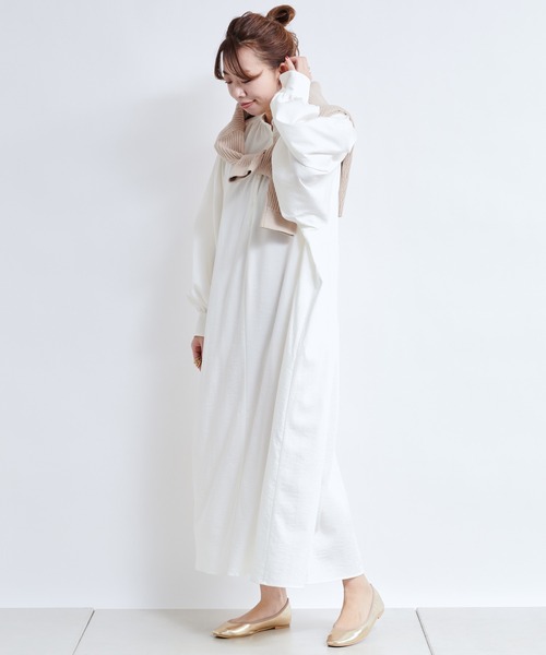 DouDou（ドゥドゥ）の「ギャザーボリュームカフタンワンピース（ワンピース・レディース・ホワイト/チャコールグレー/グリーン・FREE）」の5枚目の写真