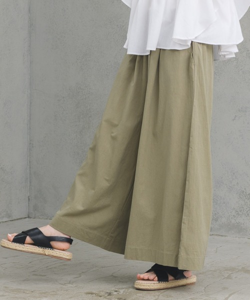 manana suerte（マニャーナスエルテ）の「コットンリネンボリュームパンツ（その他パンツ・レディース・カーキ/ベージュ/ブルー/ブラック・FREE）」の3枚目の写真