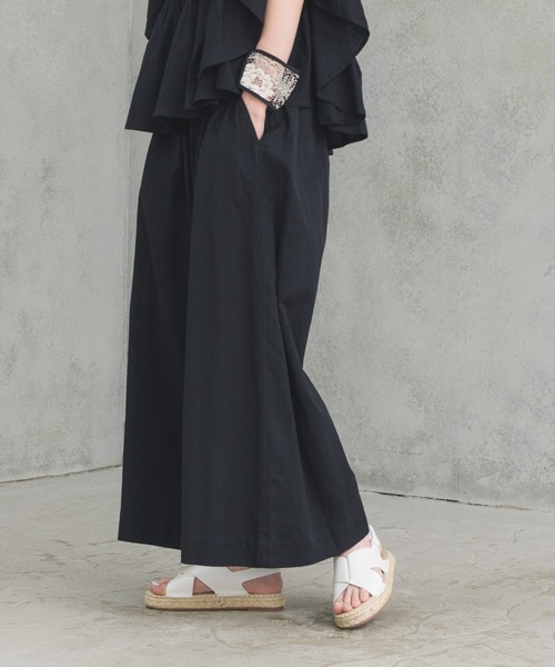 manana suerte（マニャーナスエルテ）の「コットンリネンボリュームパンツ（その他パンツ・レディース・カーキ/ベージュ/ブルー/ブラック・FREE）」の2枚目の写真