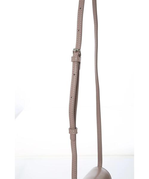 koe（コエ）の「フラップミニショルダーポーチ＊（ショルダーバッグ・レディース・ブラック/ライトピンク/グレイッシュベージュ・FREE）」の17枚目の写真