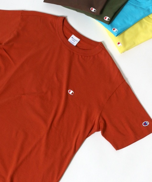Champion（チャンピオン）の「Champion/チャンピオン ワンポイント刺繍 無地Tシャツ（Tシャツ/カットソー・メンズ・ホワイト/レモンイエロー/レンガ/ターコイズブルー/アイボリー/グレー/ネイビー/ブラウン/ブラック/ダークグリーン・S/M/L/XL）」の10枚目の写真