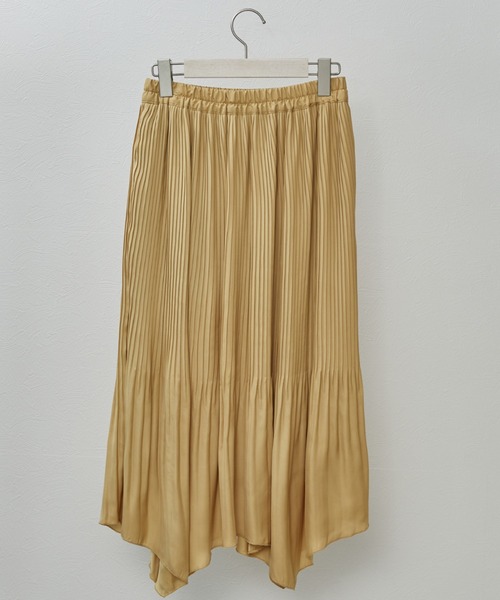 Amourire（アムリール）の「イレヘムプリーツSK（スカート・レディース・ベージュ/サックスブルー/イエロー・M）」の8枚目の写真