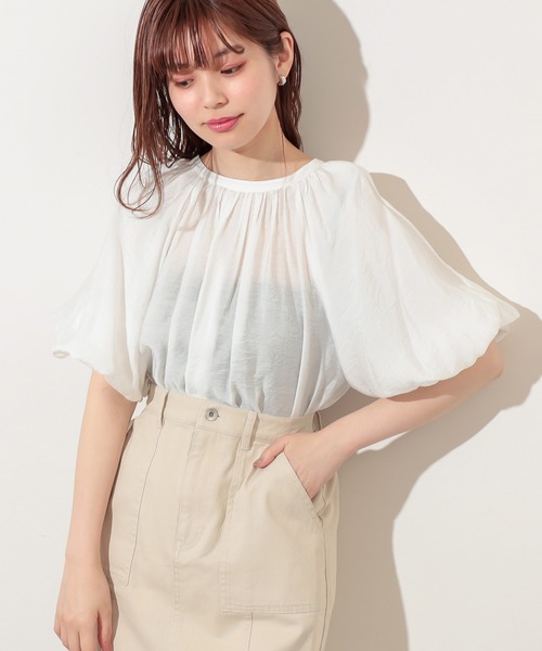 natural couture（ナチュラルクチュール）の「プチプラバンドカラーバルーンブラウス（シャツ/ブラウス・レディース・オフホワイト/ブラック/ベージュ/ミント・FREE）」の2枚目の写真