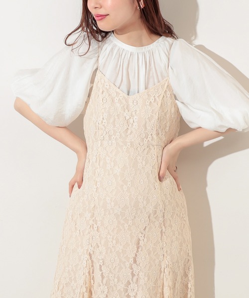 natural couture（ナチュラルクチュール）の「プチプラバンドカラーバルーンブラウス（シャツ/ブラウス・レディース・オフホワイト/ブラック/ベージュ/ミント・FREE）」の5枚目の写真