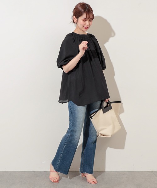 natural couture（ナチュラルクチュール）の「プチプラバンドカラーバルーンブラウス（シャツ/ブラウス・レディース・オフホワイト/ブラック/ベージュ/ミント・FREE）」の13枚目の写真