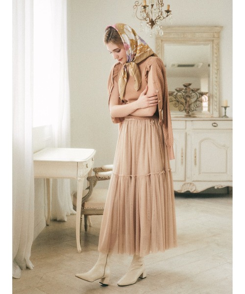 Maison de FLEUR(メゾンドフルール)の「チュールボリュームフレアスカート(スカート・レディース・ピンクベージュ/ブラック/ベージュ・FREE)」の4枚目の写真