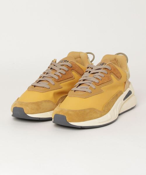 DIESEL（ディーゼル）の「メンズ ヴィンテージ風 ダッドスニーカー（スニーカー・メンズ・チャコールグレー/イエロー系その他/ライトインディゴブルー/アッシュブラウン/ホワイト/ブラック/レッド・40/41/42/44/43/45）」の6枚目の写真
