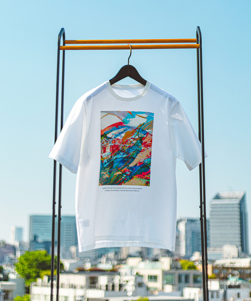DESIGNWORKS(デザインワークス)の「フランス風景デザイン フロントプリント Tシャツ(Tシャツ/カットソー・メンズ・ホワイト/ブラック・46/48/50)」の2枚目の写真