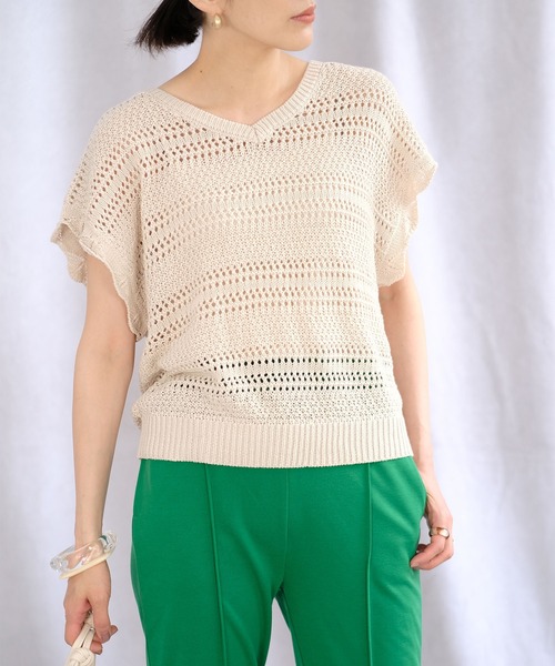 ＡＮＤＪ（アンドジェイ）の「2枚セット透かし編み背中レースアップニットトップス＆キャミ（ニット/セーター・レディース・ベージュ系その他/グレイッシュベージュ/ブラック・M）」の6枚目の写真