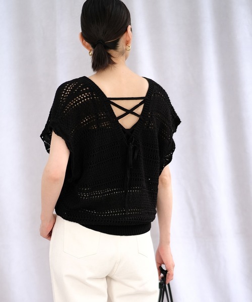 ＡＮＤＪ（アンドジェイ）の「2枚セット透かし編み背中レースアップニットトップス＆キャミ（ニット/セーター・レディース・ベージュ系その他/グレイッシュベージュ/ブラック・M）」の15枚目の写真