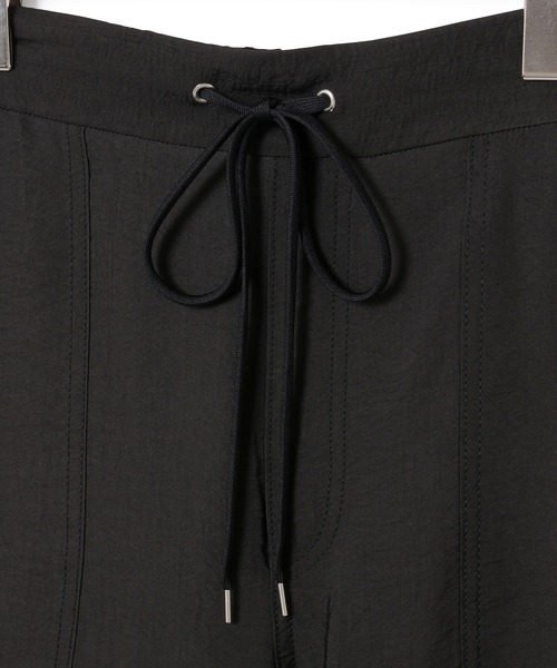 ADAM ET ROPE'（アダムエロペ）の「ナイロンドロストイージーパンツ（その他パンツ・レディース・ブラック/カーキ・FREE）」の10枚目の写真