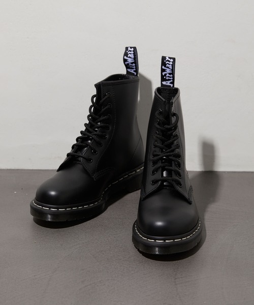 Dr. Martens（ドクターマーチン）の「【Dr.Martens /ドクターマーチン】1460 8ホールブーツ/8-EYE BOOT（ブーツ・レディース・オフホワイト/ブラック×ホワイト/イエロー・5/4/6）」の4枚目の写真
