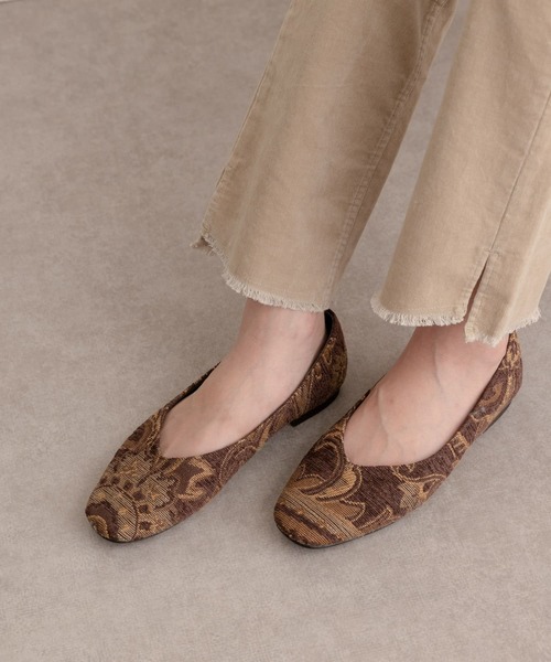 RODE SKO（ロデスコ）の「『MADE IN JAPAN』Vカットフラットシューズ（バレエシューズ・レディース・グレー系その他/ブラック/アニマル/その他1・36/38/37）」の6枚目の写真