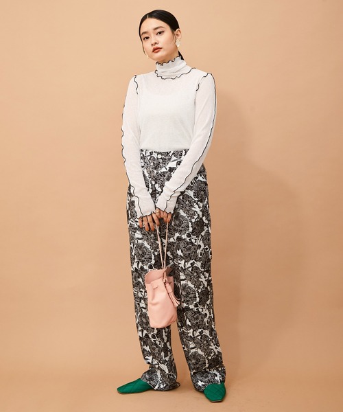 ADAM ET ROPE'（アダムエロペ）の「シアーテレコメローフリルタートル（Tシャツ/カットソー・レディース・ホワイト/ライトグレー/ブラック・FREE）」の4枚目の写真