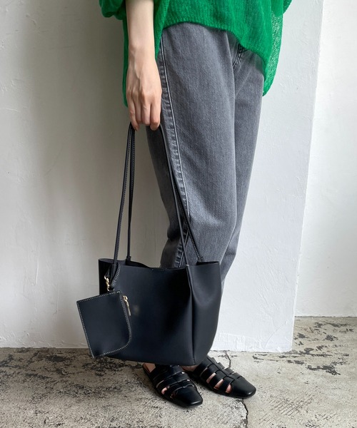 CAPRICIEUX LE'MAGE（カプリシューレマージュ）の「1枚仕立ソフトトートバッグ（トートバッグ・レディース・ブラック/カーキ/アイボリー・ONE SIZE）」の11枚目の写真