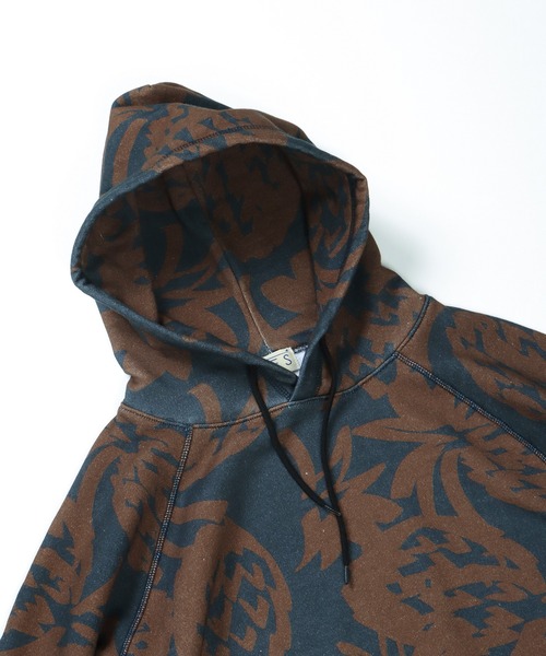 The Endless Summer(エンドレスサマー)の「TES PINE CAMO PULL PARKA / プルパーカー(パーカー・メンズ・オリーブ/ブルーグレー・MEDIUM/LARGE)」の4枚目の写真