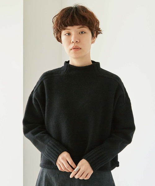 nitca（ニトカ）の「5Gエアーヤーン ハイネックプルオーバー（ニット/セーター・レディース・ブラック/オレンジ/アイボリー・FREE）」の5枚目の写真