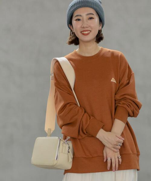 KELTY(ケルティ)の「KELTY(ケルティ)別注裏毛スウェットプルオーバー(WEB限定カラー)(スウェット・レディース・ブラック/ブラウン/オフホワイト/オリーブ/クリーム・MEDIUM/LARGE)」の19枚目の写真