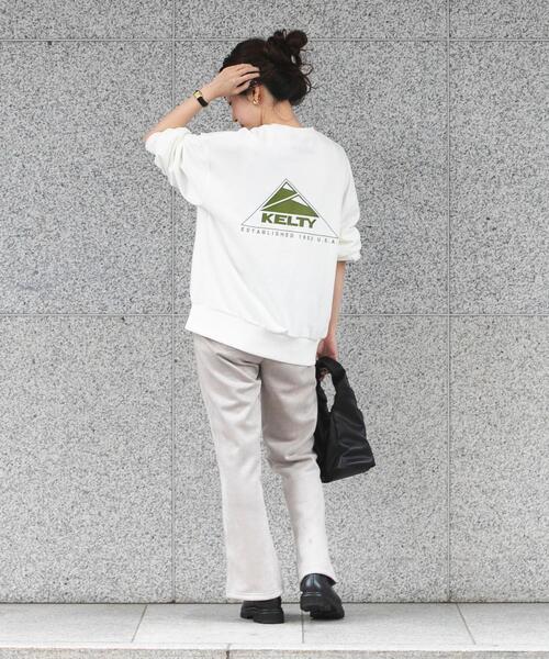 KELTY(ケルティ)の「KELTY(ケルティ)別注裏毛スウェットプルオーバー(WEB限定カラー)(スウェット・レディース・ブラック/オリーブ/ブラウン/オフホワイト/クリーム・LARGE/MEDIUM)」の17枚目の写真