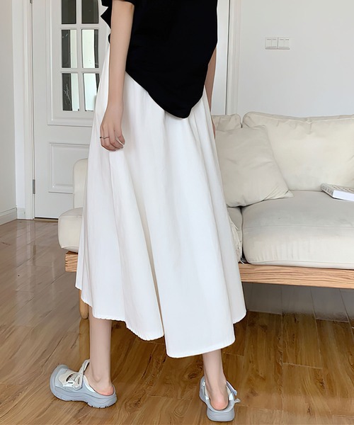 me+em select（ミームセレクト）の「★【 5COLOR 】センター切替ギャザーフレアロングスカート（スカート・レディース・ホワイト/ライトブルー/ブラック/ベージュ/ブルー・FREE）」の22枚目の写真