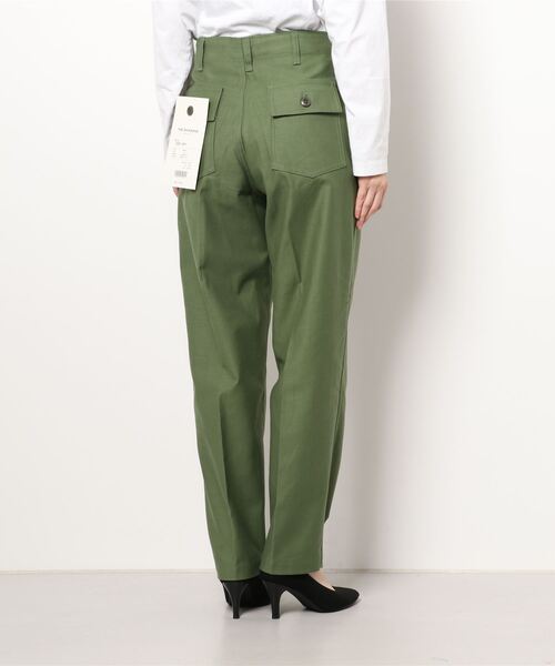 THE SHINZONE(ザ シンゾーン)の「【THE SHINZONE】BAKER PANTS WOMEN(その他パンツ・レディース・オリーブ・36/34/32)」の2枚目の写真
