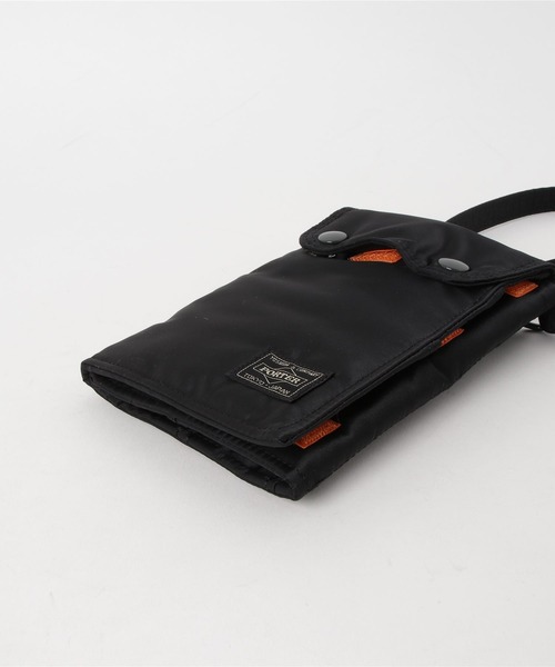 PORTER（ポーター）の「【PORTER】TANKER TRAVEL CASE（ショルダーバッグ・メンズ・シルバー/ブラック・FREE）」の5枚目の写真
