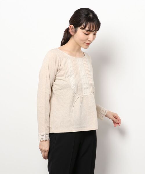 Samansa Mos2(サマンサ モスモス)の「ラウンド切替レースカットソー(Tシャツ/カットソー・レディース・ブラック/オフホワイト/ベージュ・フリ-)」の3枚目の写真