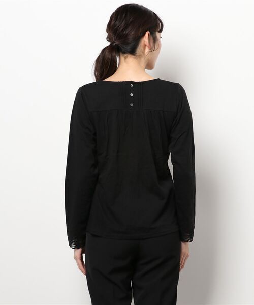 Samansa Mos2(サマンサ モスモス)の「ラウンド切替レースカットソー(Tシャツ/カットソー・レディース・ブラック/オフホワイト/ベージュ・フリ-)」の5枚目の写真