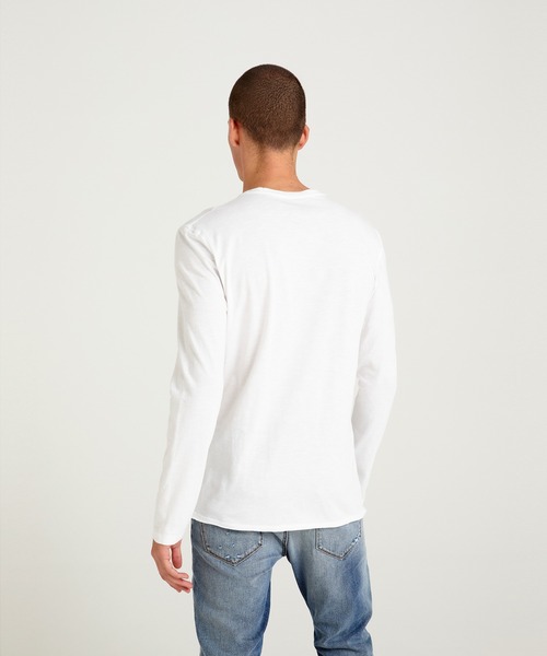 SISLEY(シスレー)の「ラウンドネック長袖Tシャツ・カットソー(Tシャツ/カットソー・メンズ・ブラック/スミクロ/ホワイト/ネイビー・X-LARGE/SMALL/LARGE/MEDIUM)」の8枚目の写真