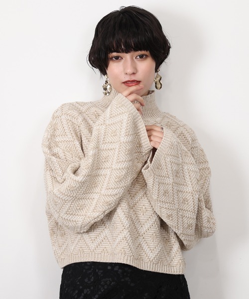 LOUISE ODIER(ルイーズオディール)の「ラーベン柄短丈ニットプルオーバー(ニット/セーター・レディース・ブラック/ライトグレー/ホワイト・MEDIUM)」の15枚目の写真
