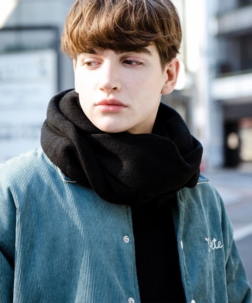 ８(eight)（エイト）の「無地マフラー大（マフラー・メンズ・チャコールグレー/ブラック/ベージュ/ブラウン/グレー/カーキ/ピンク/ブルー/アイボリー/ライトブラウン/ミント/マスタード/霜降りグレー/チョコ/ベージュ系その他/ライトベージュ・FREE）」の3枚目の写真