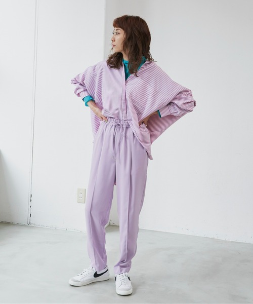 Auntie Rosa Holiday（アンティローザホリデー）の「カラーテーパードイージーパンツ（スラックス・レディース・パープル/イエロー/グリーン・SMALL/MEDIUM）」の22枚目の写真